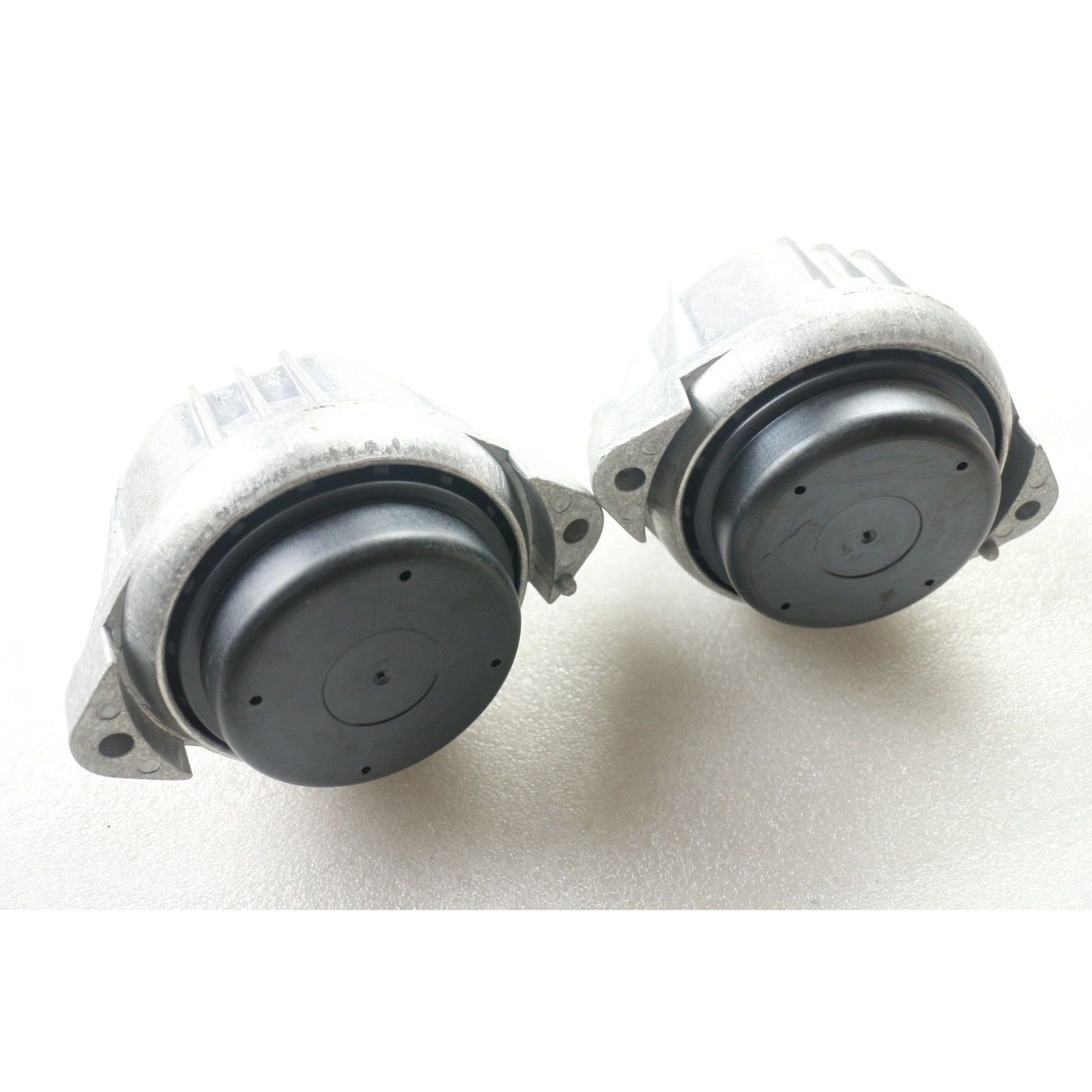 NEW Front Engine Motor Transmission Mount L/R 2PCS Fit for BMW E90