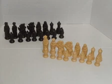 VINTAGE ANRI E.S. LOWE RENAISSANCE CHESS SET (36) FELT BOTTOM CHOCOLATE BUTTERSC