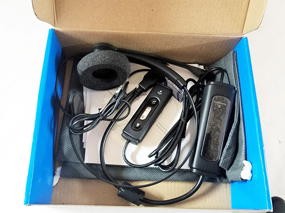 Plantronics Entera HW111N USB Black Headband Headsets - Image 3 of 4