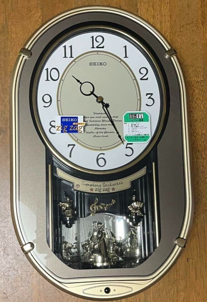 SEIKO Music Box Karakuri Clock Wall Hanging AM626N NEW Unused