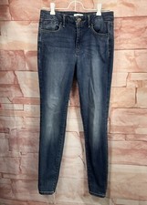 Jessica Simpson High Rise Skinny Jean Soft Sculpt Medium Wash Size 6/28 EUC