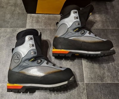 La Sportiva Baruntse Bergstiefel / Expeditionsstiefel, silber, Gr. 43