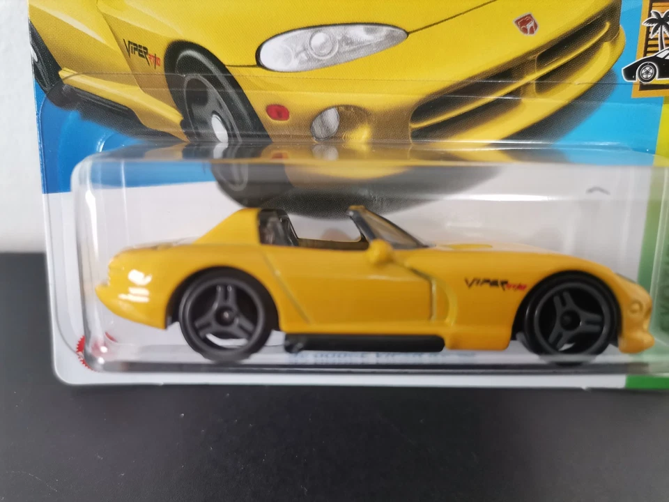 HOT WHEELS DODGE VIPER RT/10 - Immagine 2 di 4