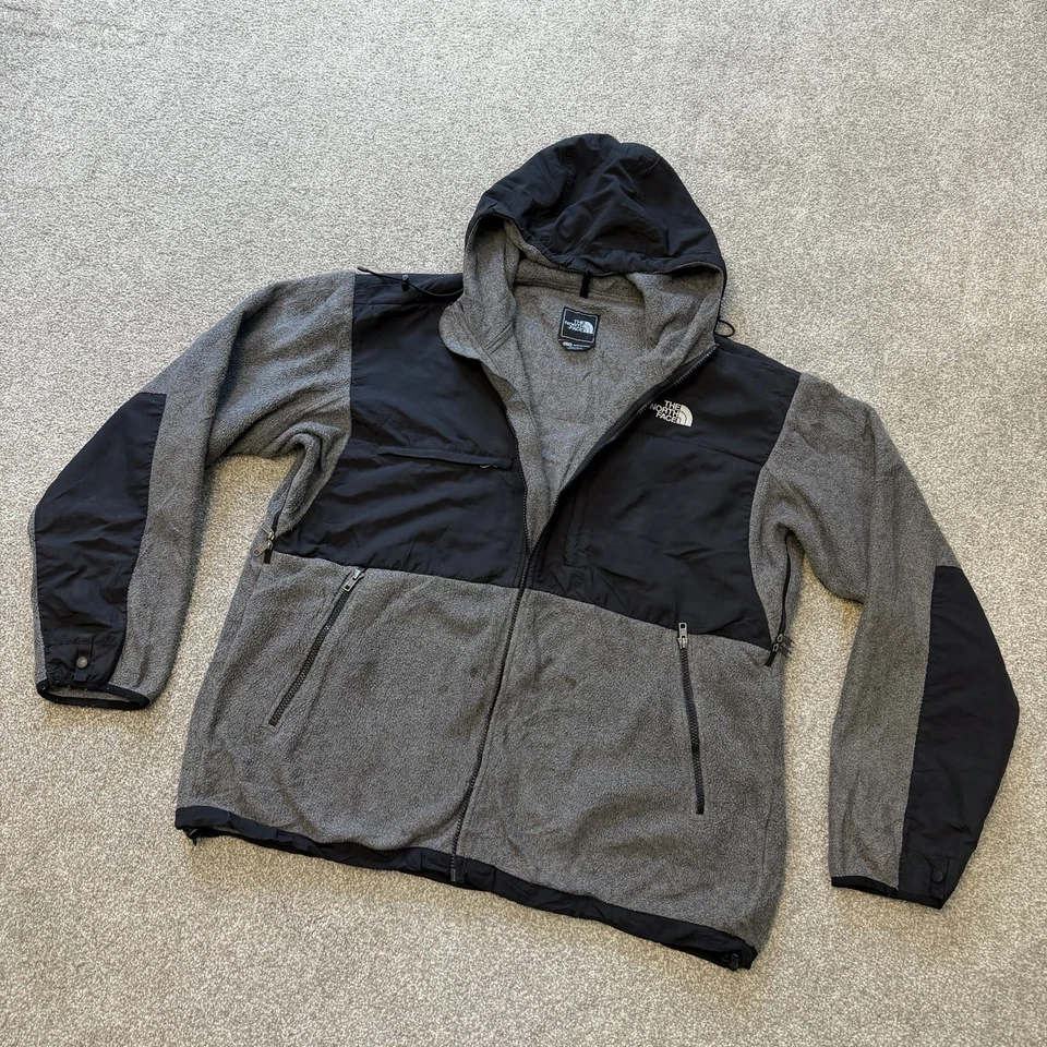 The North Face Denali, photo 2 of 5