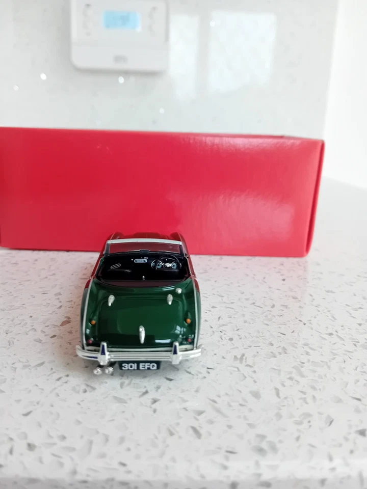 VANGUARDS 1/43 VA05101 AUSTIN HEALEY E 3000 MK2 BRITISH RACING GREEN WHITE - Image 4 of 4