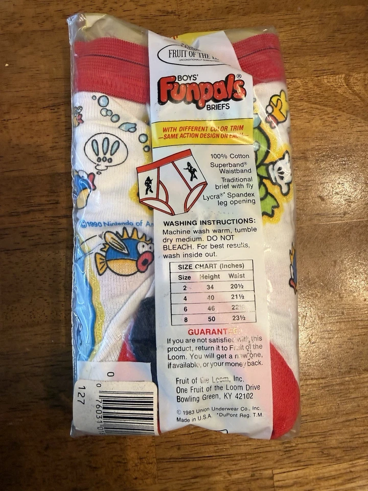 Very Rare NIB Funpals Fruit Of The Loom Mario Christmas Pack 1990 Sz 2 - Image 3 of 4