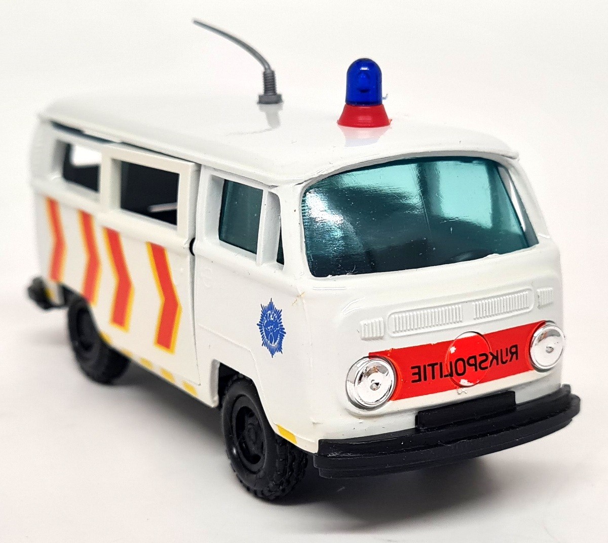 Gama 1/43 Volkswagen Bus T2 Gendarmerie State Guard Diecast Scale Model Car