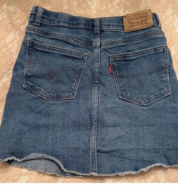 Levi s Girls Size 8 High Rise Denim Skirt Classic A Line Raw Edge Hem