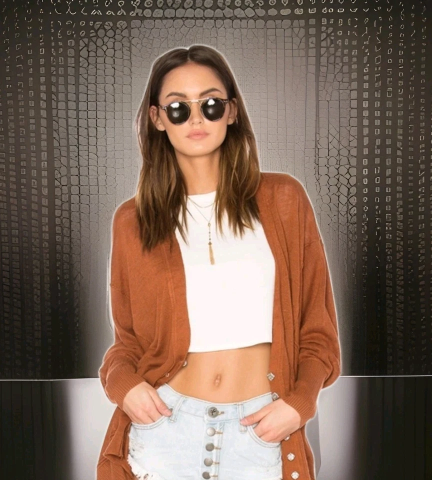 Cardigã Free People Days Like This S oversized marrom suéter frontal em excelente estado usado US$ 128 - Imagem 2 de 4