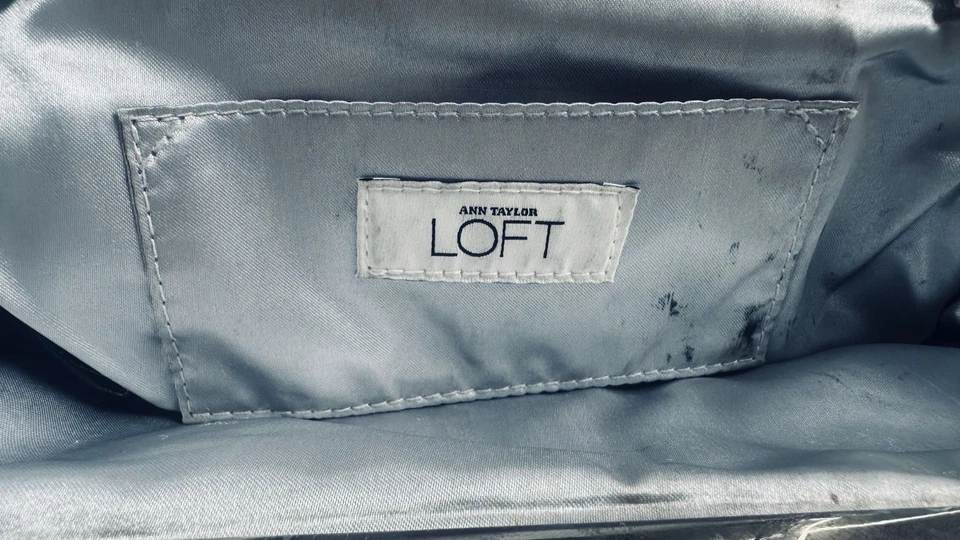 Bolso clutch Ann Taylor Loft plateado lentejuelas monedero noche fiesta cóctel 10x5 Foto 2 de 4