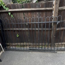 Black Metal Pedestrian Garden Gate Single Swing Rectangular Rounded Top