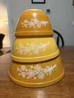 Vintage Pyrex Butterfly Set Of Three Nesting Bowls