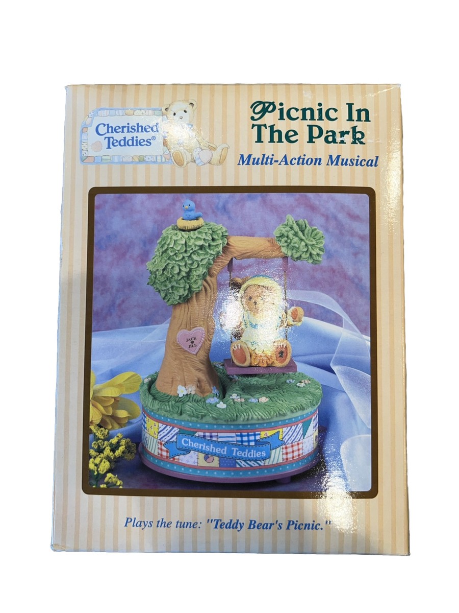 Cherished Teddies Picnic in the Park Musical Figurine 729698 In