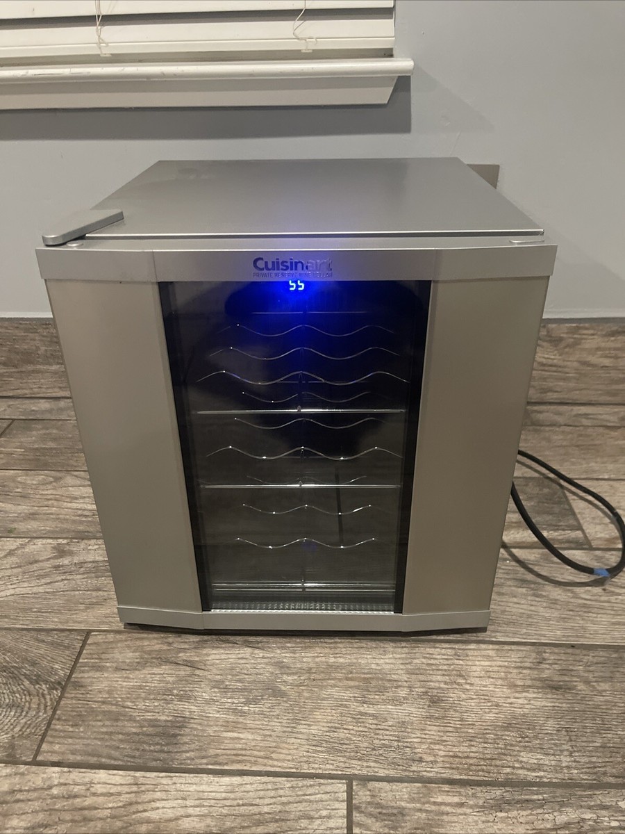 Cuisinart CWC-1600 コンパクトなワインセラー Cuisinart CWC-1600 コンパクトなワインセラー