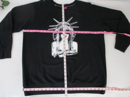 Torrid Betsey Johnson size 2 "Lady Liberty" Black Sweatshirt - Picture 4 of 9