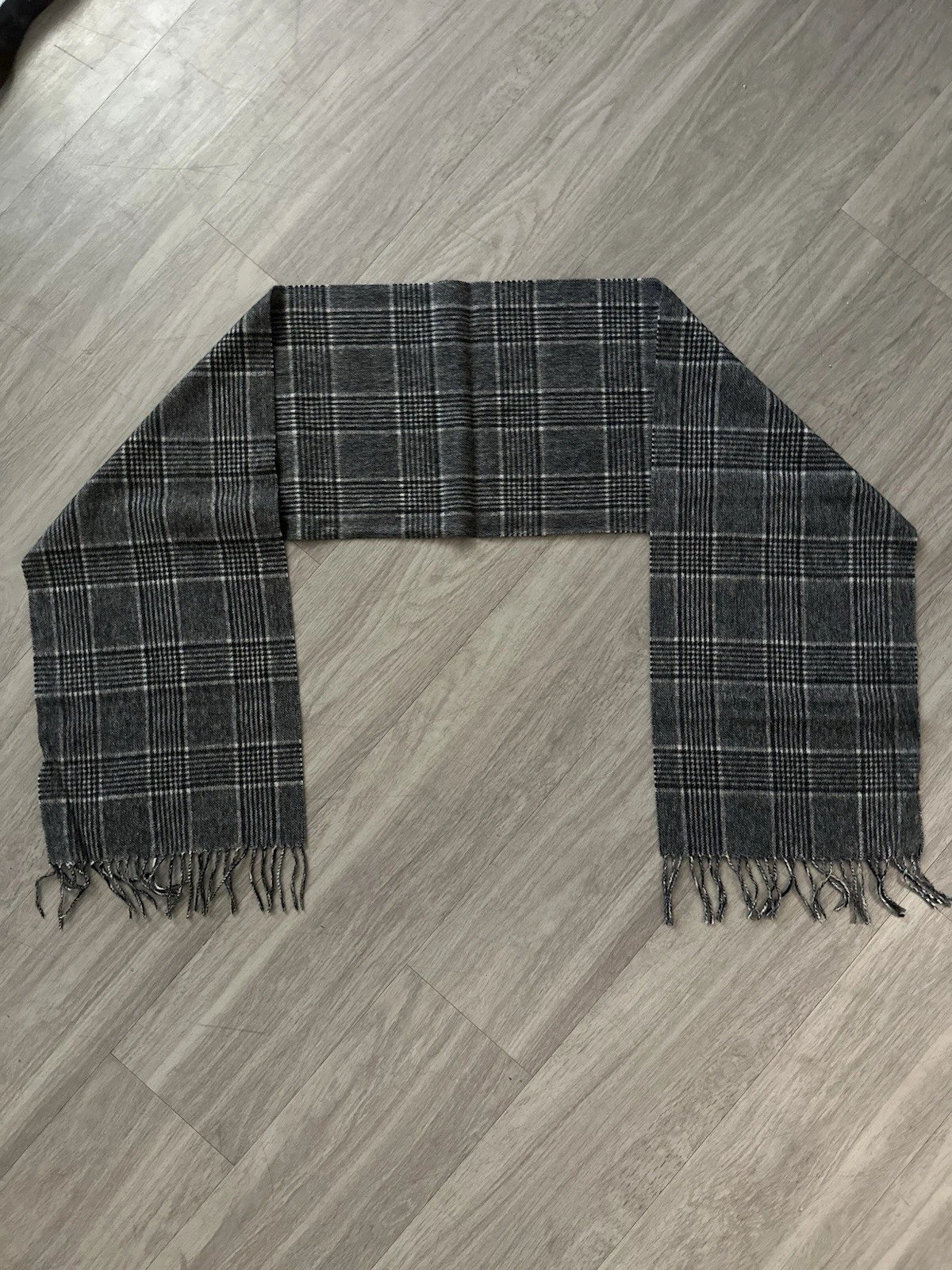 Hickey Freeman Merino Wool Scarf