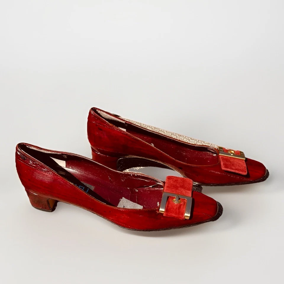 VANELI Tacón de Gatito Rojo Rubí Piel de AGUILA Cuero Dorado y Gamuza Hebilla Talla 8 Foto 2 de 4