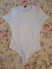 Express Body Contour Bodysuit Size Medium White Short Sleeve New w/o Tags