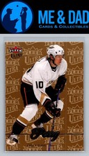 2007-08 Ultra #196 Corey Perry Gold Medallion
