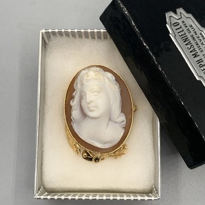14k Gold Handcrafted Masaniello Vintage Cameo Brooch 1.5 H, 1.1 W, 9.6 Grams