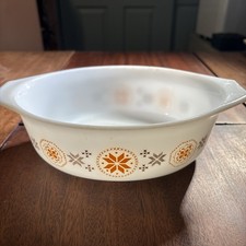 Pyrex Town & Country 1.5 Quart Oval Casserole Dish without Lid