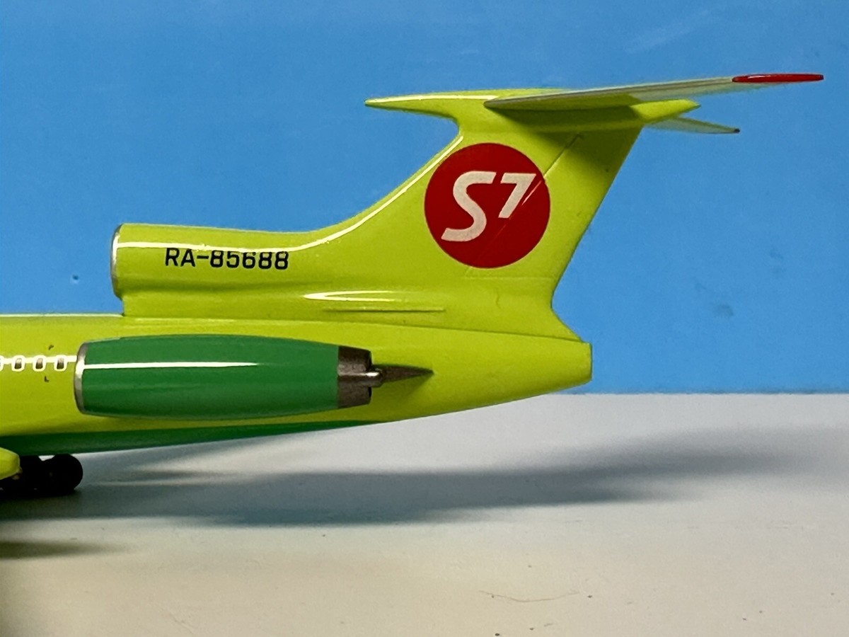 Tupolev TU-154M S7 Airlines RA-85688 JC Wings 1/200 | eBay