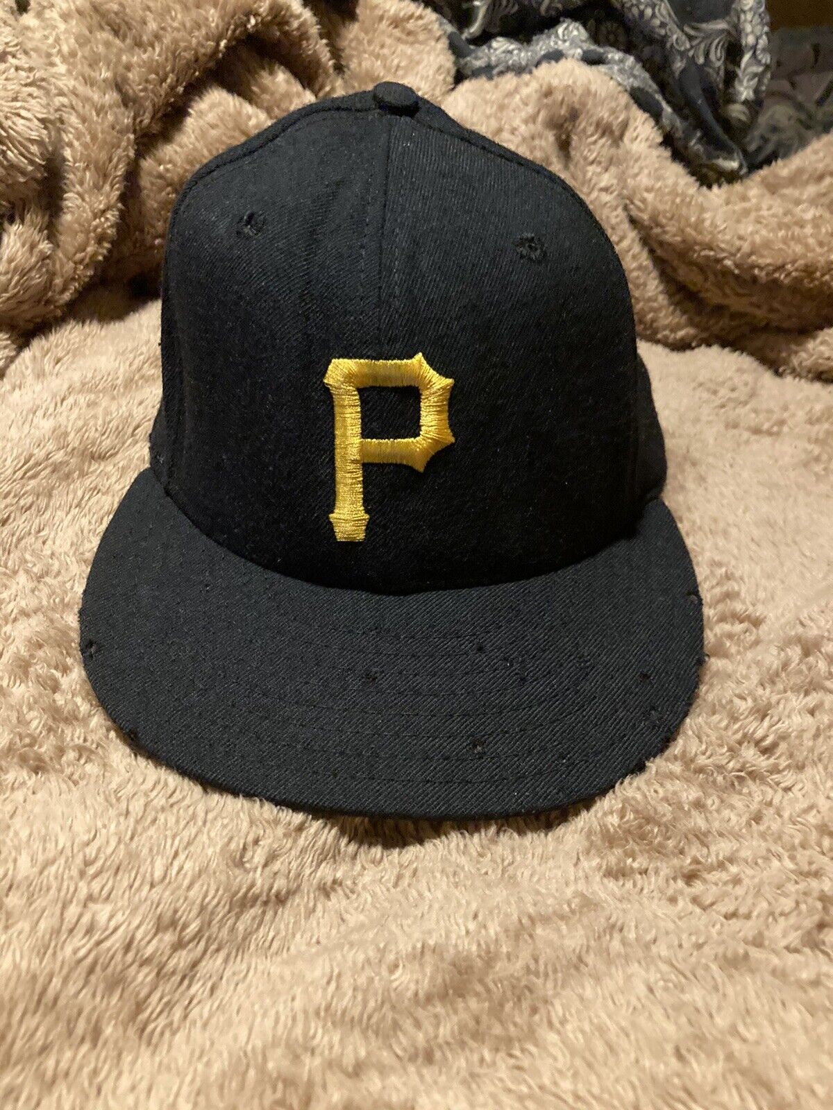 VINTAGE PITTSBURGH PIRATES NEW ERA FITTED BASEBAL… - image 1