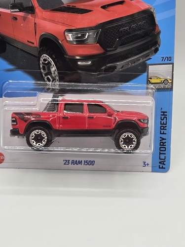 Hot Wheels 23 Ram 1500 Factory Fresh 7/10 Red Pickup Truck 97/250 - Picture 3 of 14