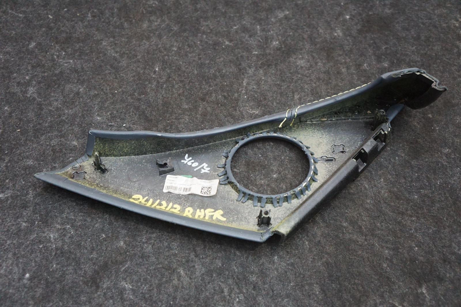 Front Right Dash Trim Panel OEM MY83-045C36-A Aston Martin Dbx 707 2023 *Note