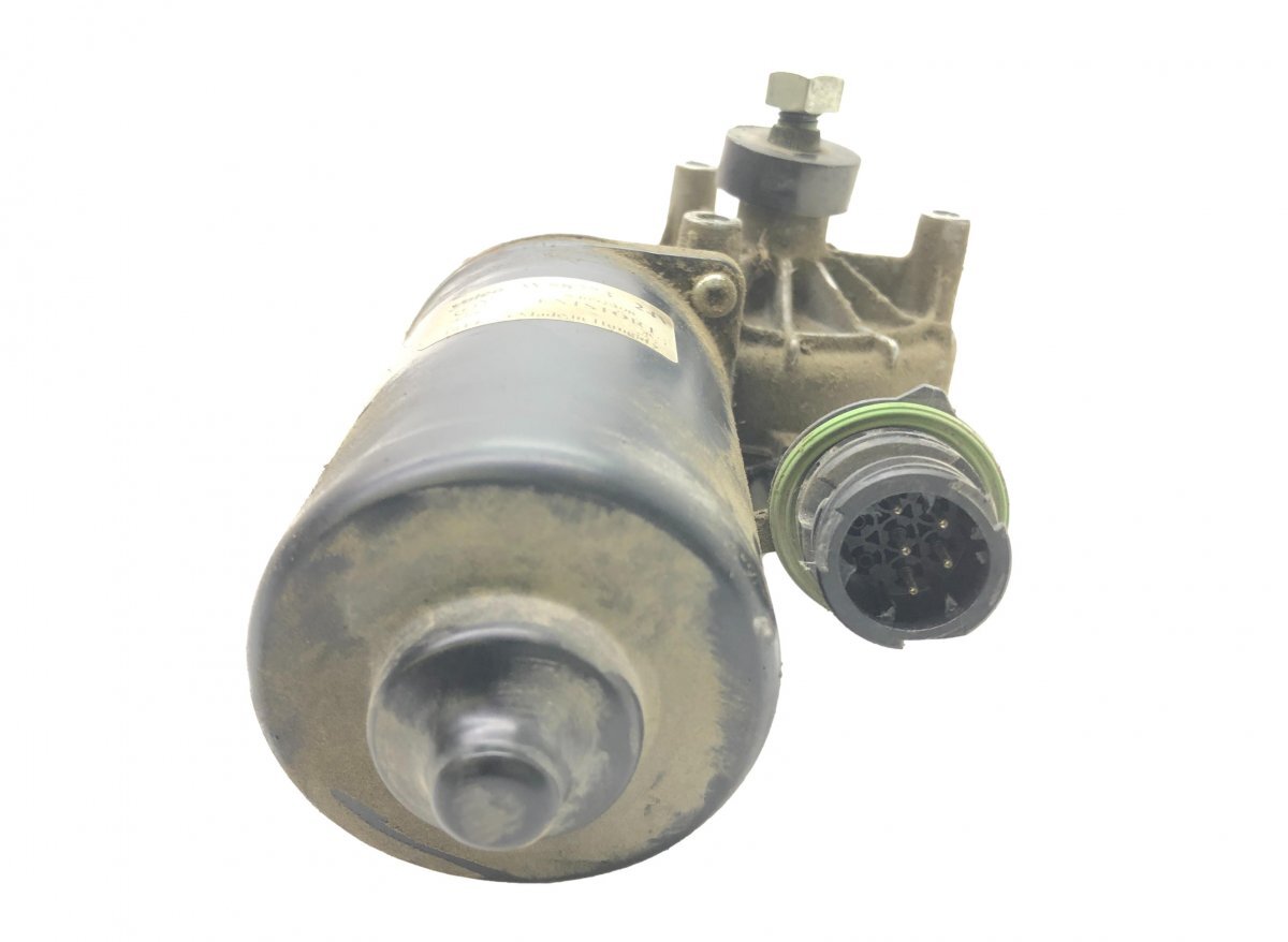 W58773 84092308 Windscreen Wiper VALEO Motor RHD For VOLVO Trucks  