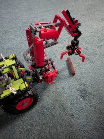 LEGO TECHNIC 42054: Claas Xerion 5000, Complete Set With Manual, No Original Box