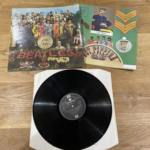 The Beatles – Sgt. Pepper's Lonely Hearts Club Band - UK 1969 Repressing +insert