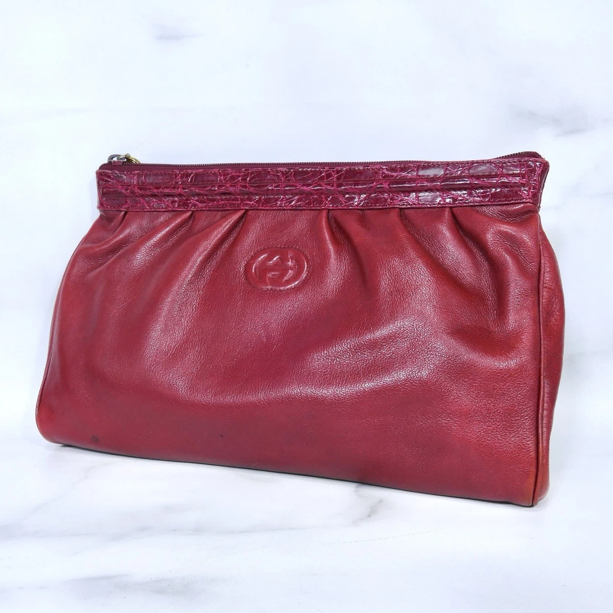 ˚✧₊激レア⁺˳✧༚ GUCCI 赤サテンクラッチバッグ Gucci Red Clutch Bags & Handbags for Women | Updated Sep 2026