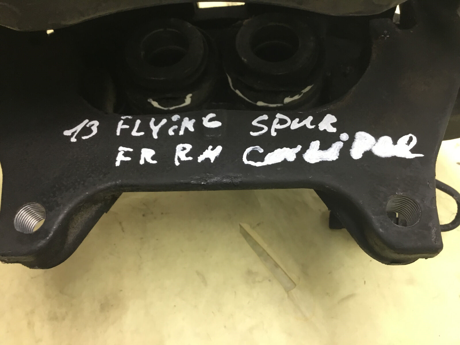 Bentley Flying Spur 2013-2018 FRONT+RIGHT Brake caliper