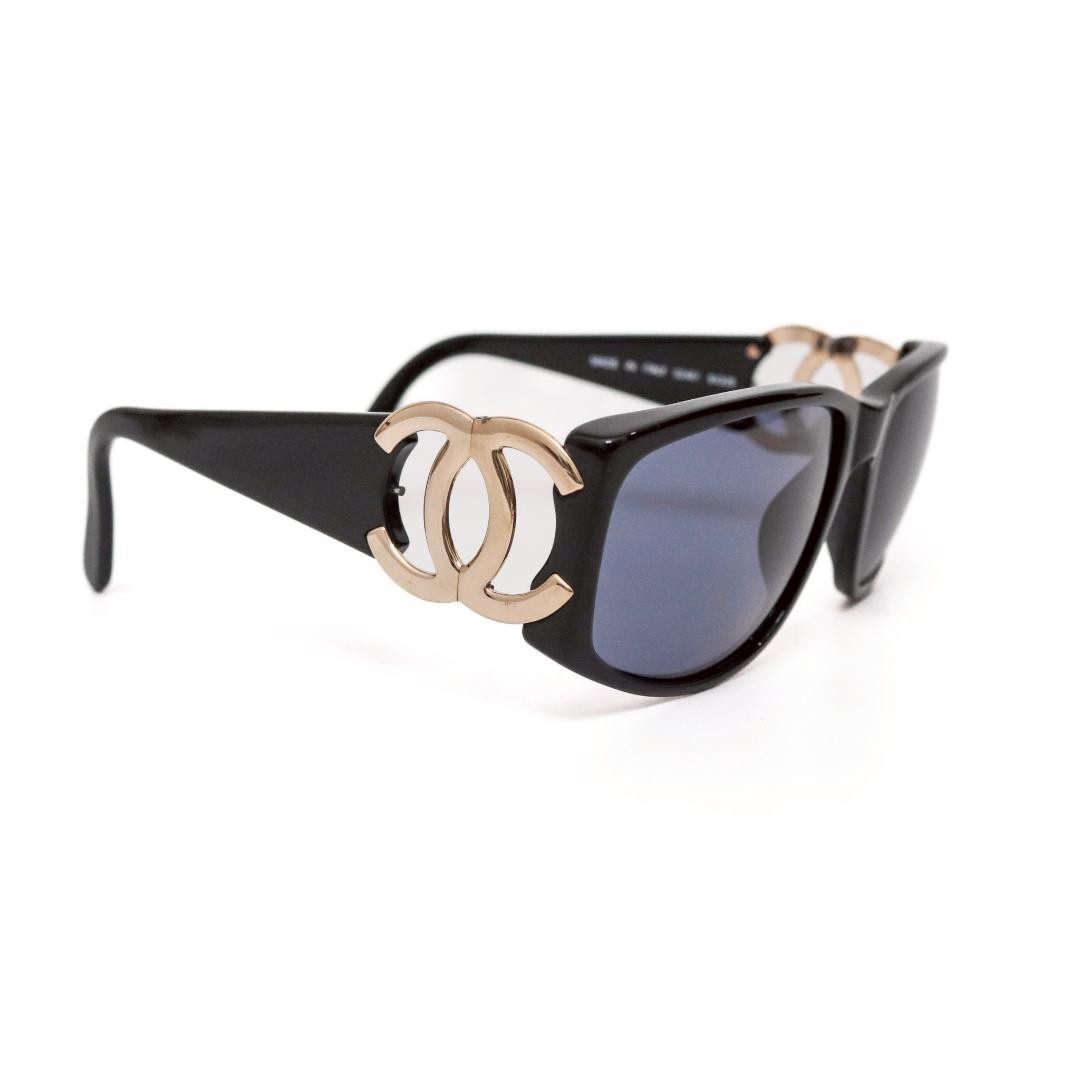 CHANEL Black Gold Sunglasses 94305 with Coco Mark 6