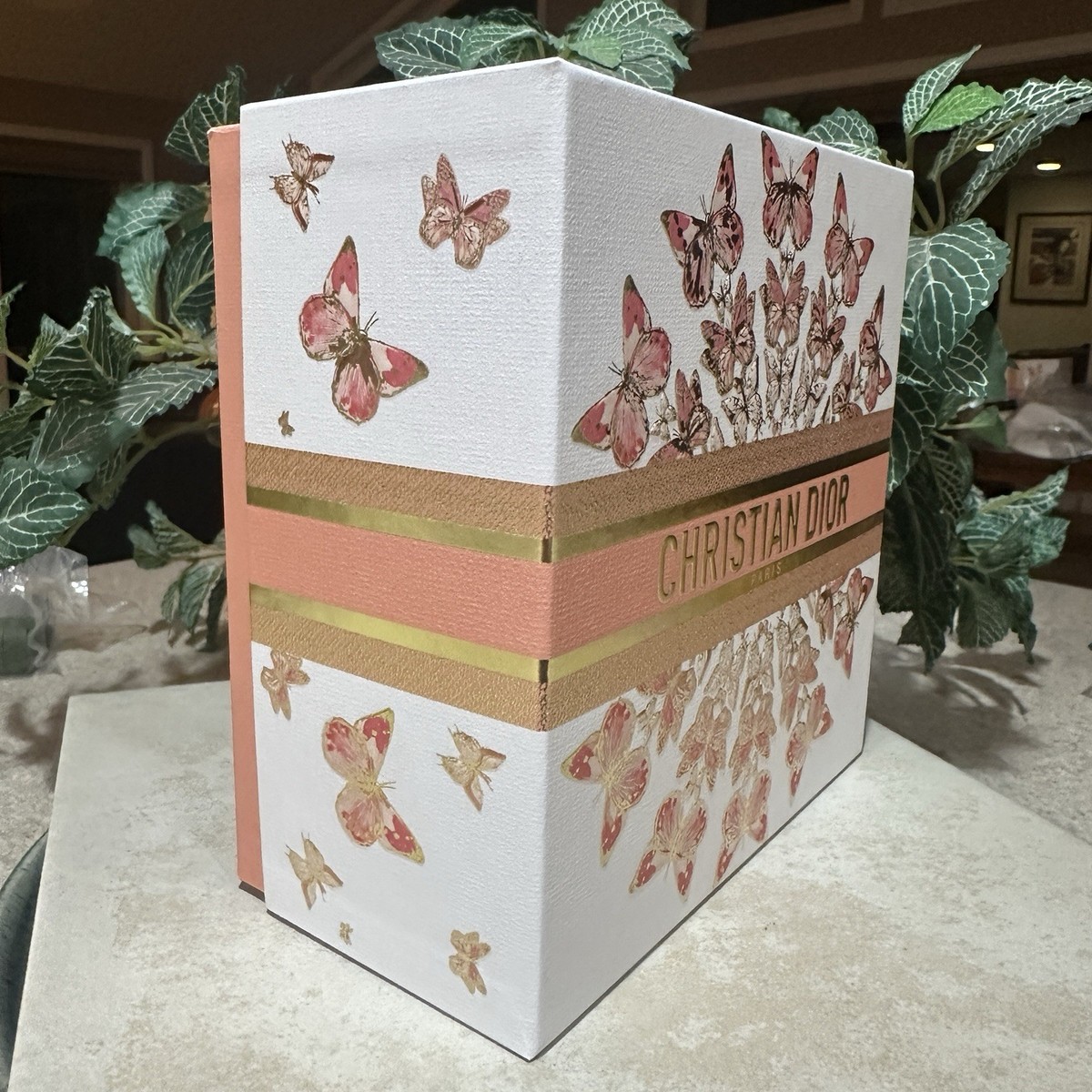 CHRISTIAN DIOR 2026 Mother's Day Butterflies Gift Box, Note Card 8