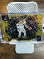 2022-23 Panini Select 5/10 Lauri Markkanen Courtside  #245