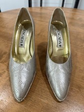 Vintage escada Pumps Size 8.5