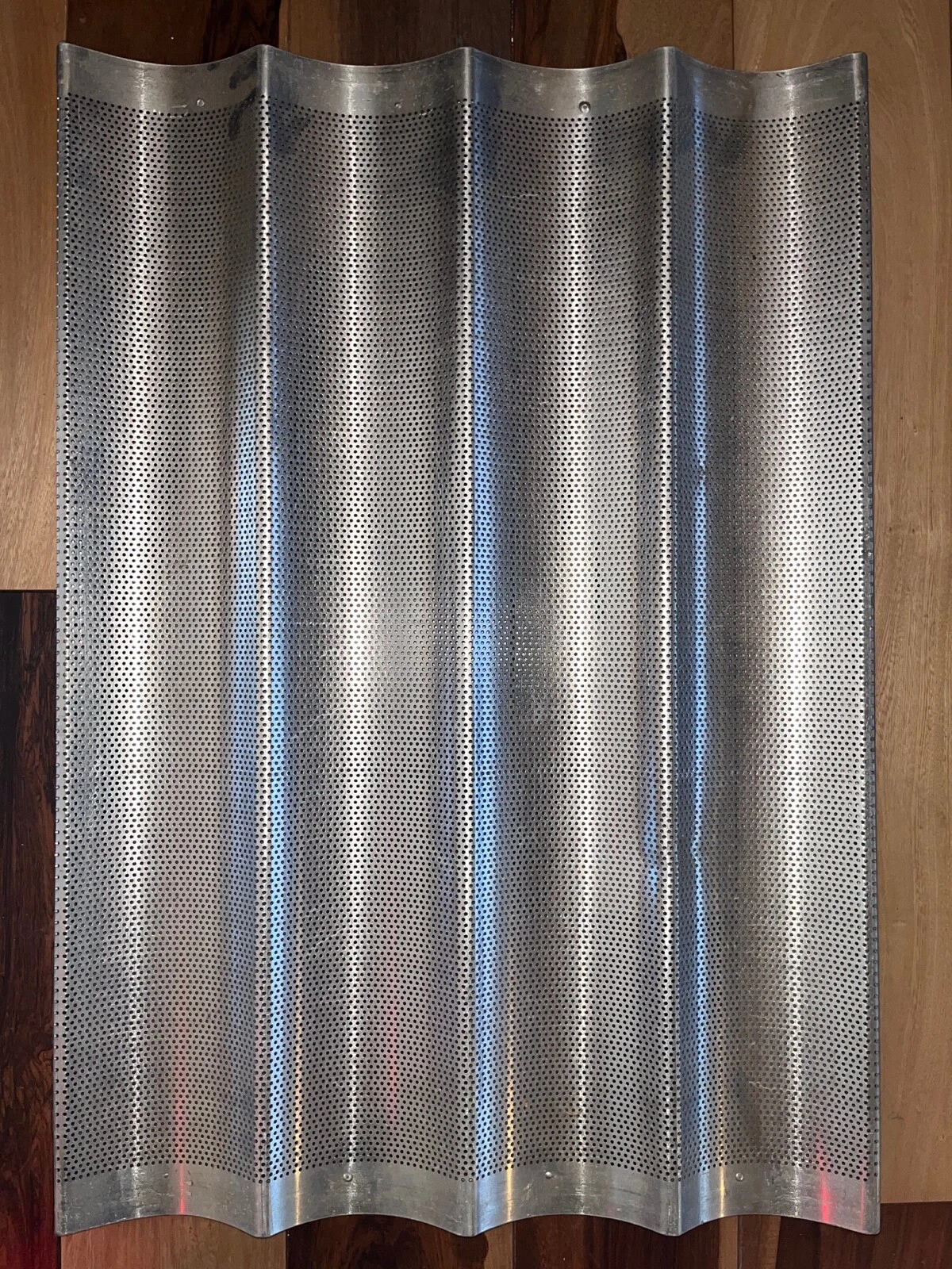 New Baguette Pan 26" x 18" x 1" New Aluminum Commercial Baguette pan 4 Loaf
Opens in a new window or