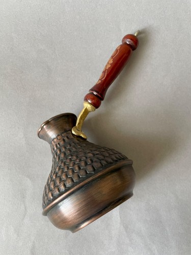 Unique Honeycomb Textured Copper Pot - Rustic Charm for Foodies and Coffee Lover - Picture 9 of 12