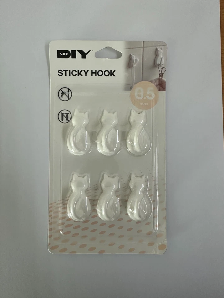 Sticky Hook Cat Design - Image 3 of 4