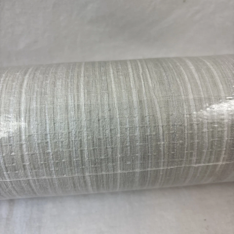 Single roll of Arthouse Raffia Silver Wallpaper Vinyl 670901 11 Yd X 20.9 Inches - Image 2 of 4