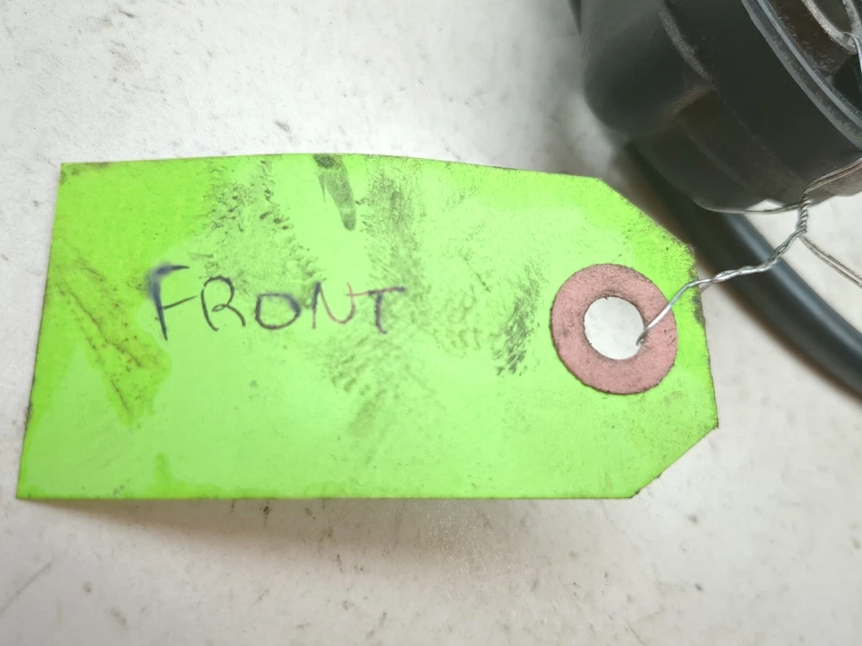 02 Kawasaki BN125 Eliminator 125 velocidades Speedo engranaje cable buje sensor Foto 3 de 4