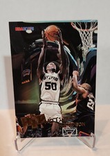 1996-97 NBA Hoops - Hipnotized David Robinson #H18