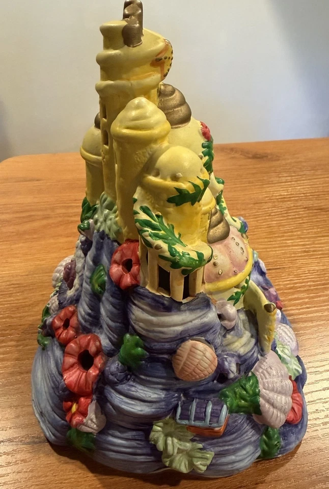 Праздничный декор замок с рождественской подсветкой DISNEY Little Mermaid Under the Sea - Изображение 3 из 4