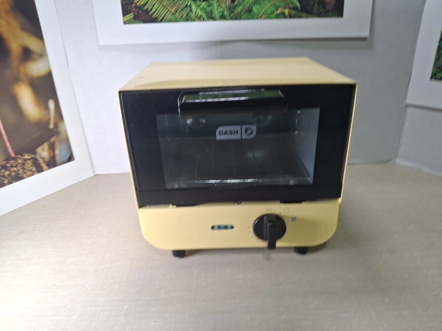 Dash Mini Toaster Oven Yellow Countertop Bake Toast Broil w Rack & Tray (Tested)
Opens in a new wind