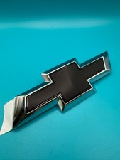 Oem 2021 - 2026 Chevy Trailblazer Rear Bowtie Emblem Black Badge Chrome 42617441 Oem 2021 - 2026 Chevy Trailblazer Rear Bowtie Emblem Black Badge Chrome 42617441