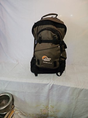 Vtg Lowe Alpine Appalachian  100 + 20 Backpack