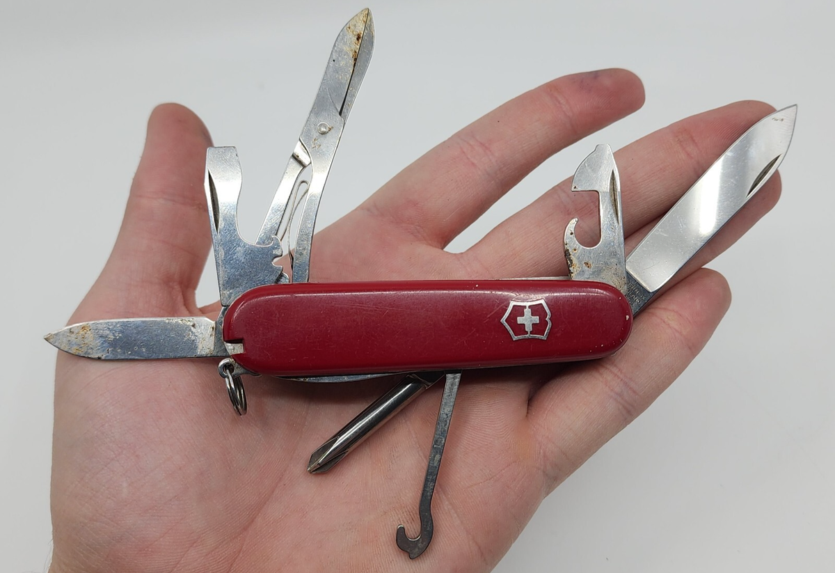 VICTORINOX SWISS ARMY OFFICER SUISSE MULTI-TOOL KNIFE STAINLESS 
