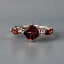 Natural Cushion Cut Garnet 3 Stone 925 Sterling Silver Ring Size 8 1323